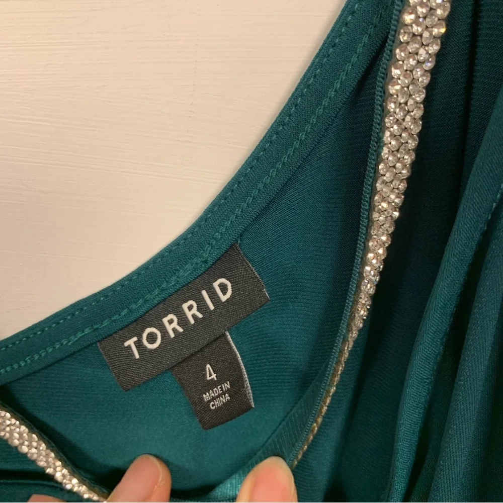 Torrid Tops LOT‎ OF 2 Tank Plus Size 4X Green Bling Cami Black Sheer Long Sleeve